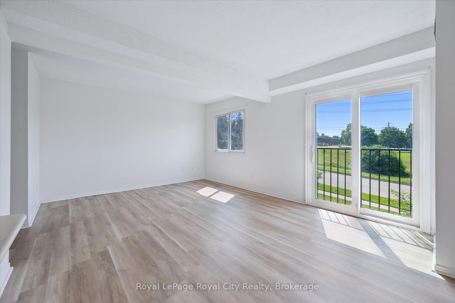 Photo 10 of Unit 225, 458 Janefield Avenue, Guelph, Dovercliffe Park/Old University — HOMEH