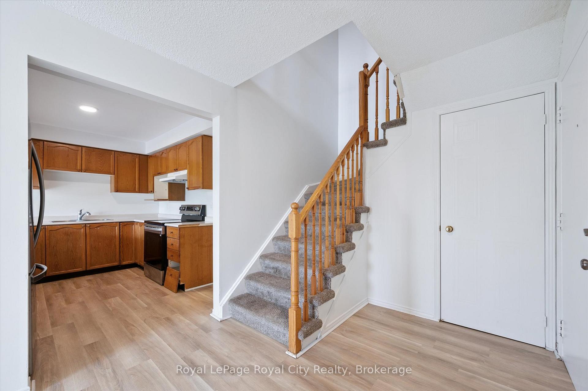Photo 20 of Unit 225, 458 Janefield Avenue, Guelph, Dovercliffe Park/Old University — HOMEH