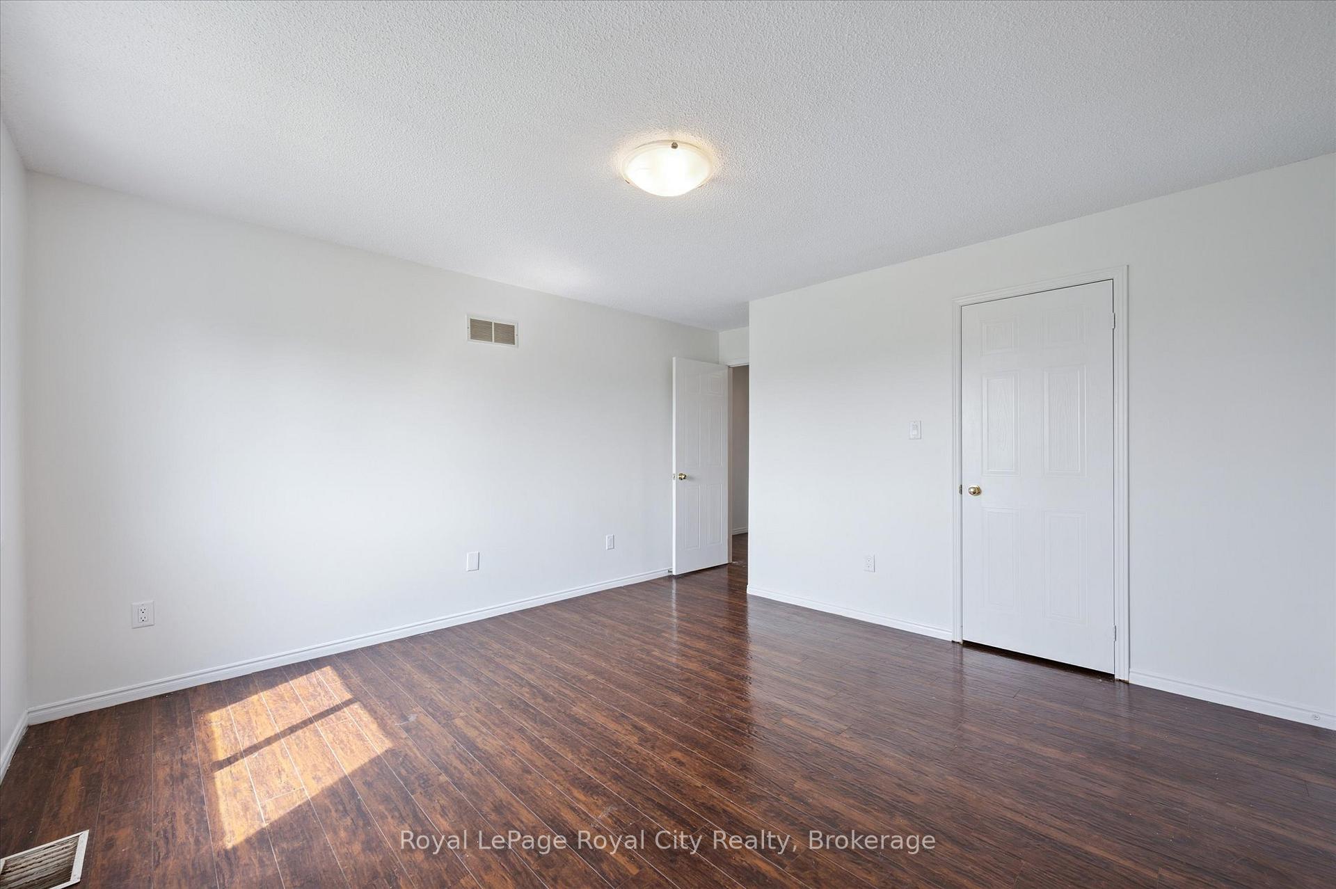 Photo 23 of Unit 225, 458 Janefield Avenue, Guelph, Dovercliffe Park/Old University — HOMEH