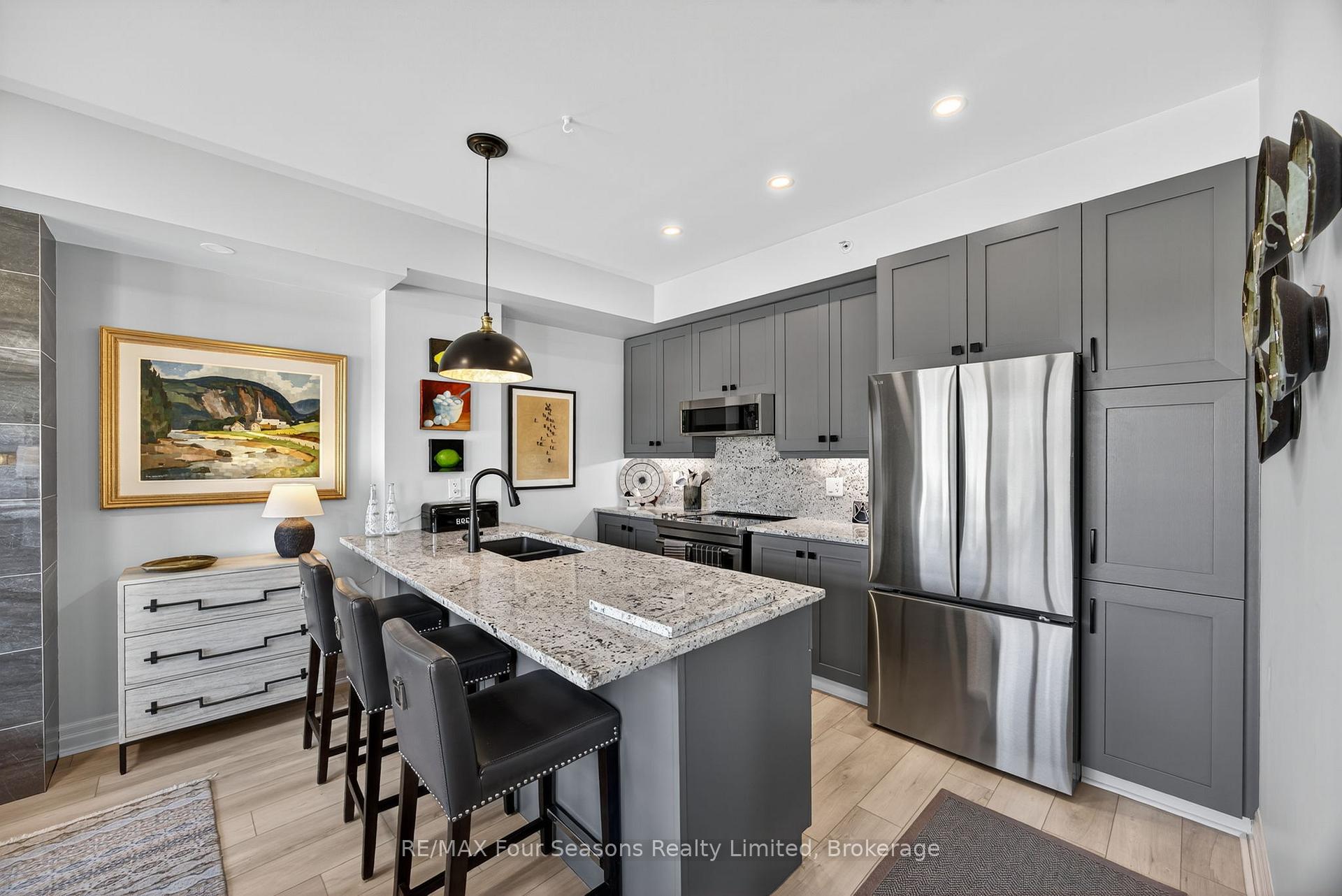 Photo 2 of Unit 301, 1 Shipyard Lane, Collingwood — HOMEH