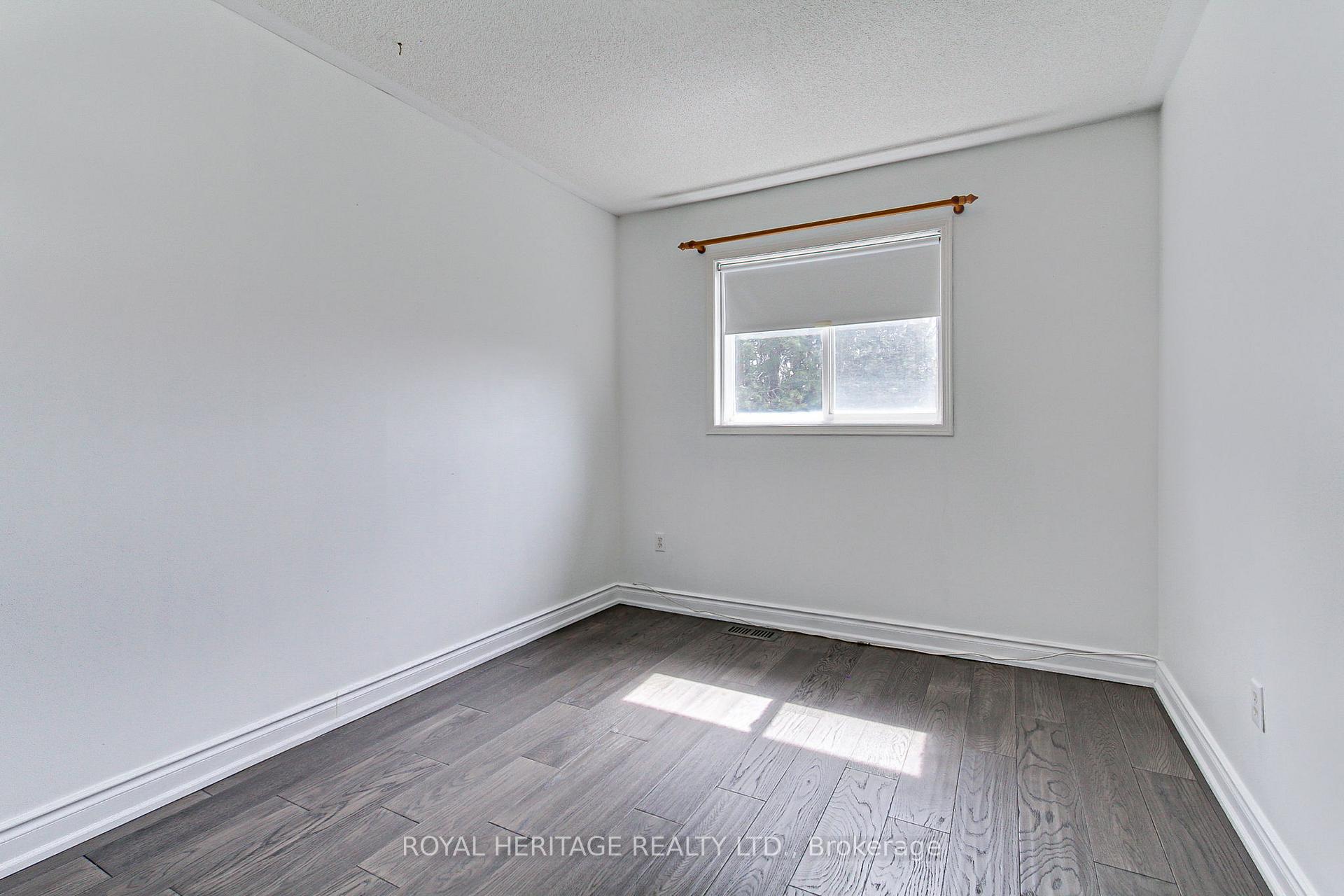 Photo 28 of 59 Twigg Drive, Ajax, Central — HOMEH