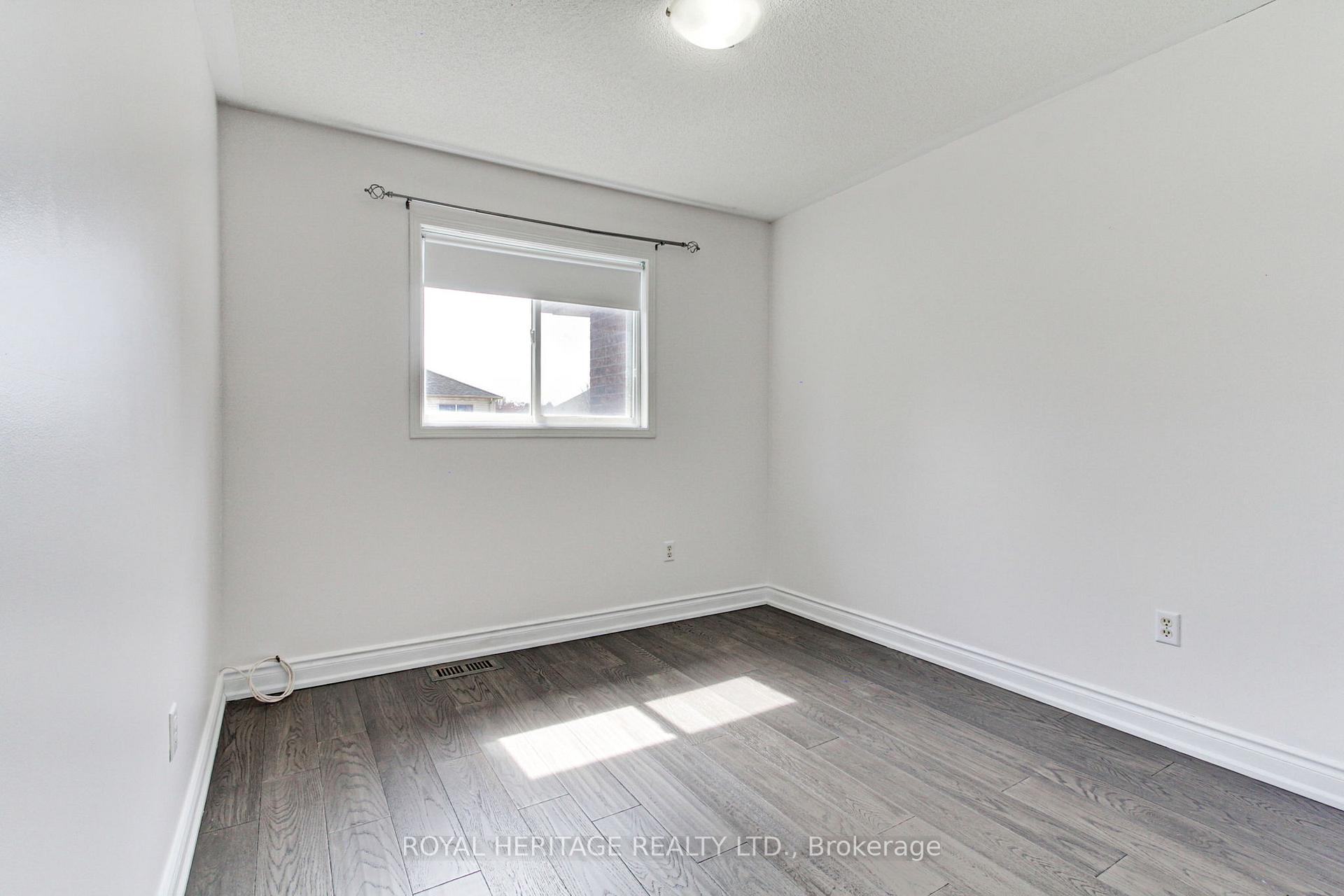 Photo 30 of 59 Twigg Drive, Ajax, Central — HOMEH