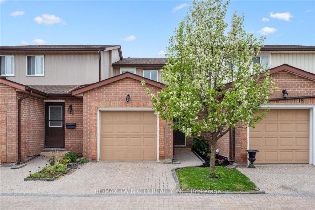 Photo 2 of Unit 17, 25 Valleyview Road, Kitchener — HOMEH