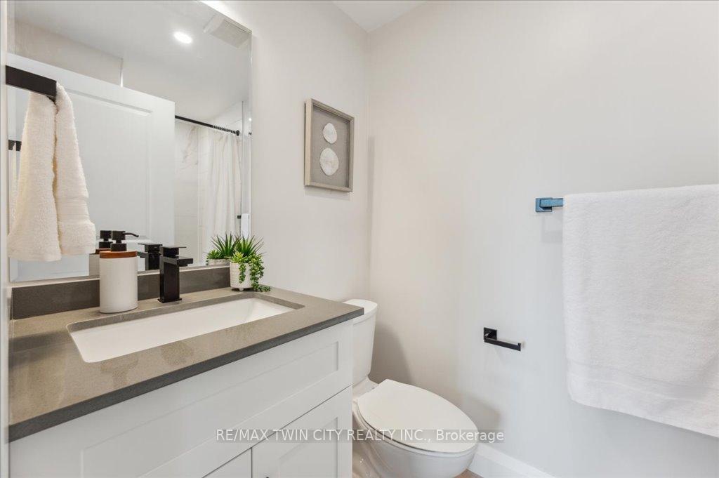 Photo 24 of Unit 17, 25 Valleyview Road, Kitchener — HOMEH