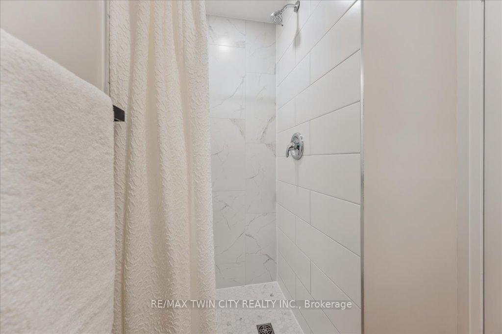 Photo 25 of Unit 17, 25 Valleyview Road, Kitchener — HOMEH