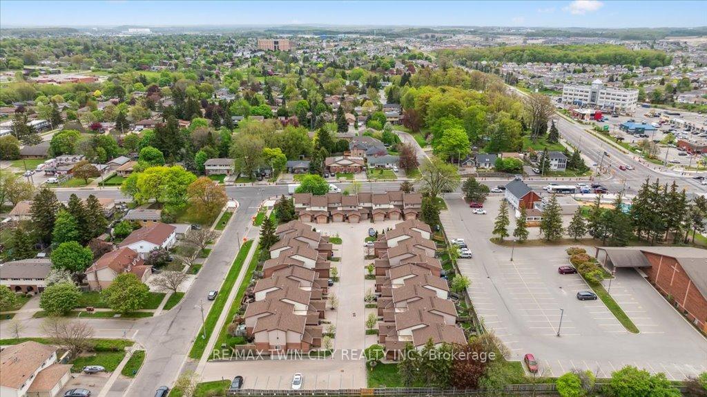 Photo 40 of Unit 17, 25 Valleyview Road, Kitchener — HOMEH