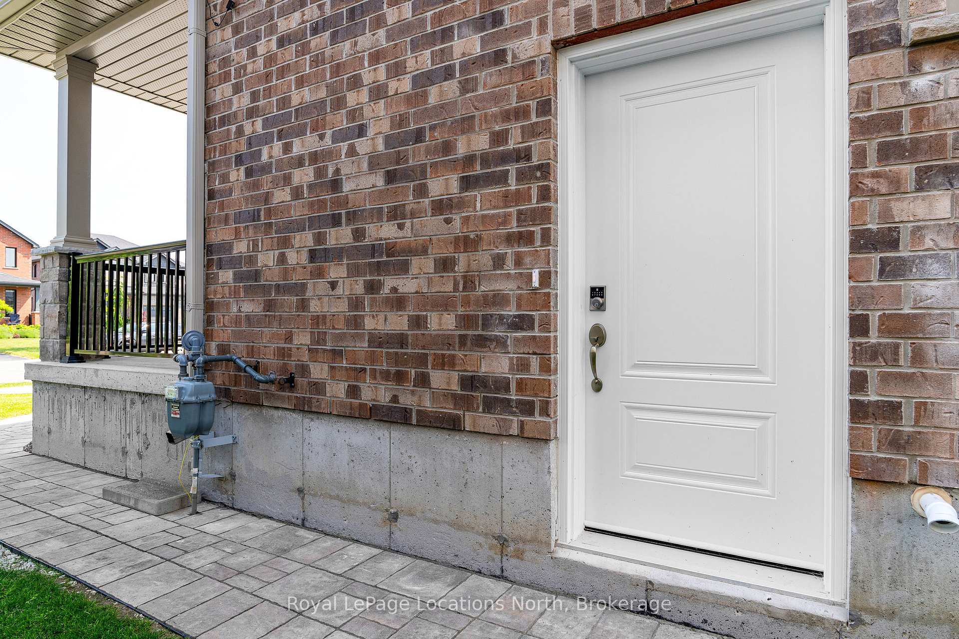 Photo 35 of 14 Gilpin Crescent, Collingwood — HOMEH