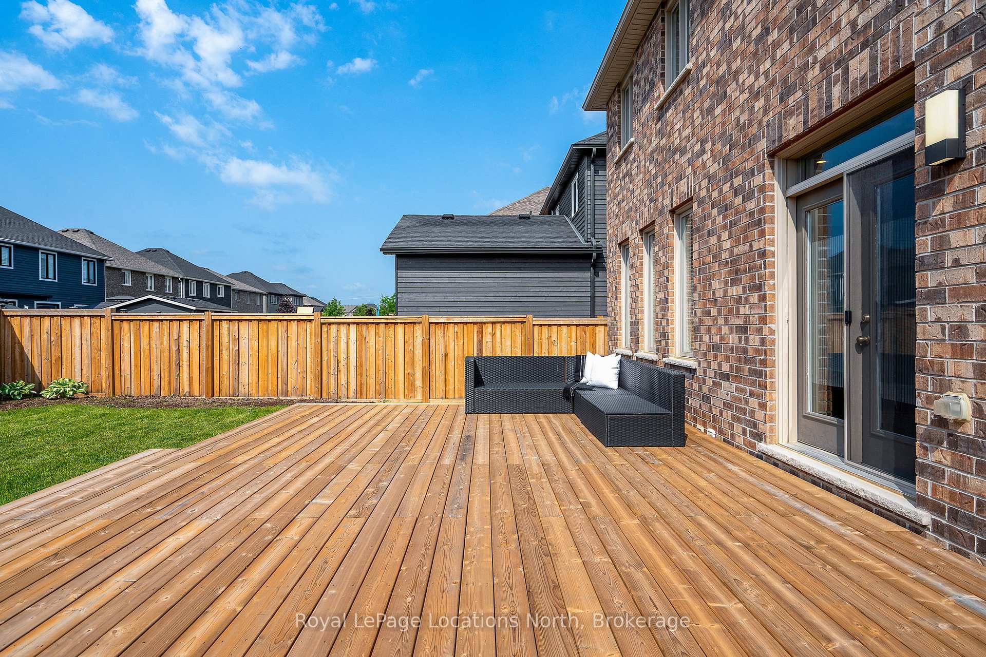 Photo 46 of 14 Gilpin Crescent, Collingwood — HOMEH