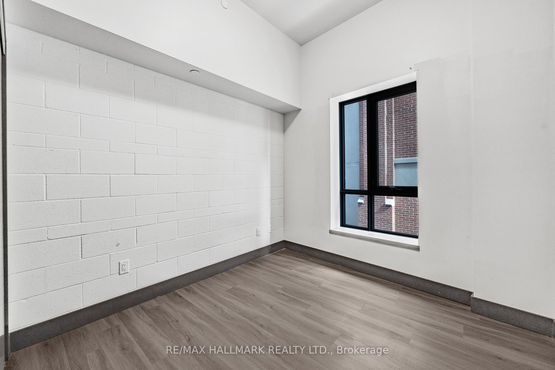 Photo 5 of Unit 308, 121 King Street E, Hamilton, Beasley — HOMEH