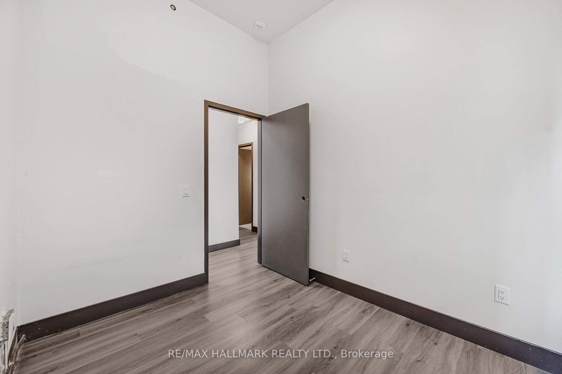 Photo 8 of Unit 308, 121 King Street E, Hamilton, Beasley — HOMEH
