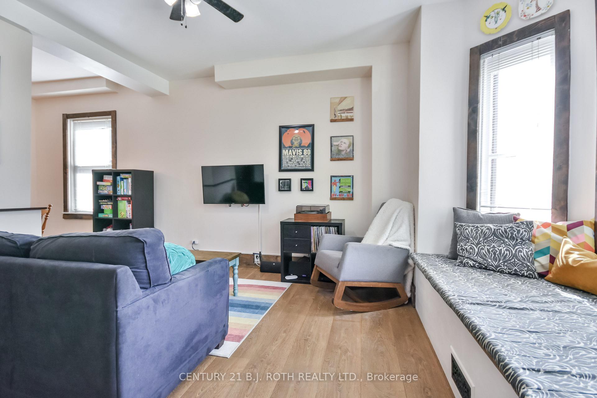 Photo 3 of 135 Cumberland Street, Barrie, Allandale — HOMEH