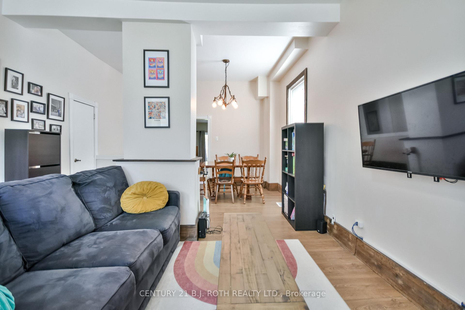 Photo 5 of 135 Cumberland Street, Barrie, Allandale — HOMEH