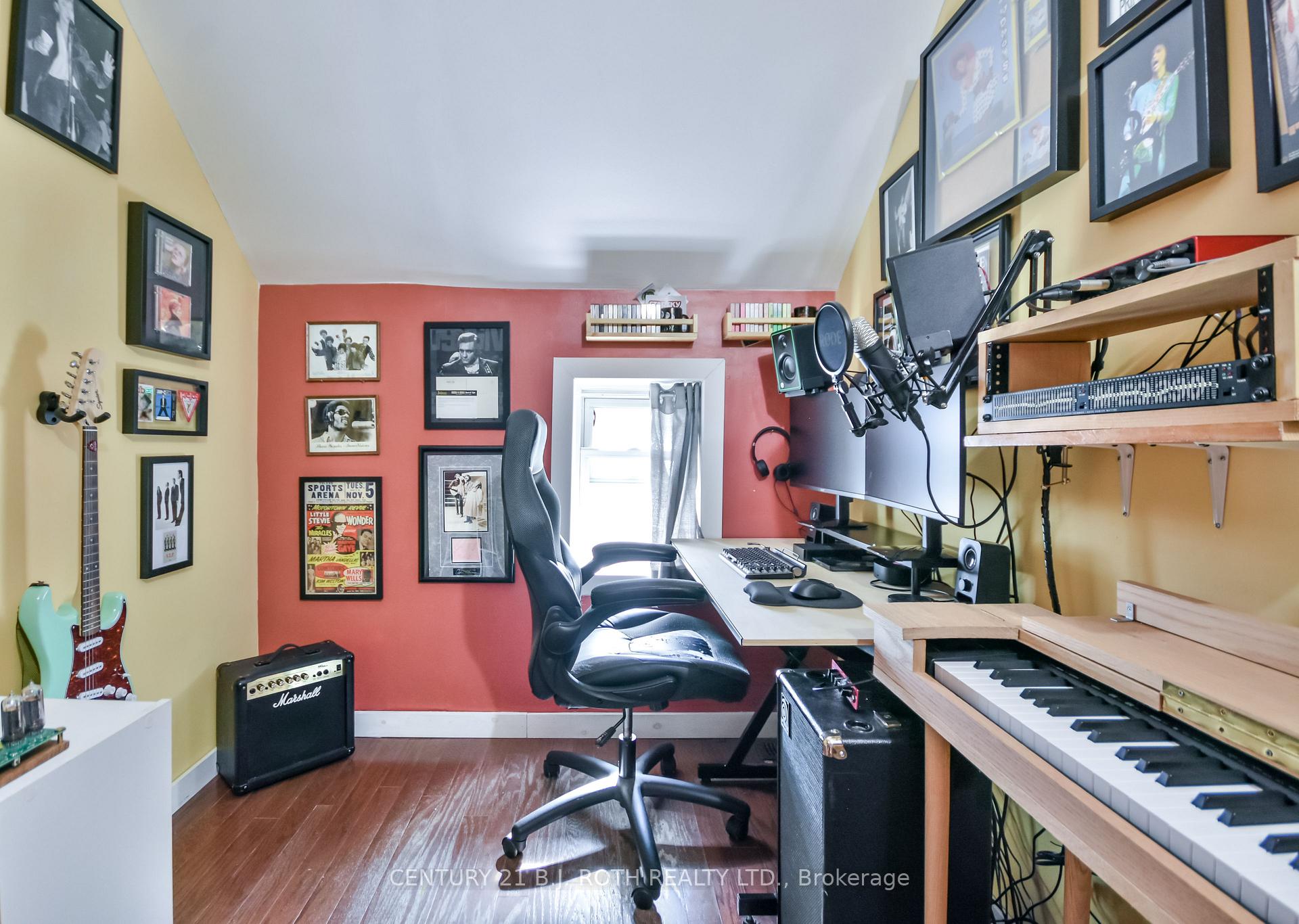 Photo 14 of 135 Cumberland Street, Barrie, Allandale — HOMEH