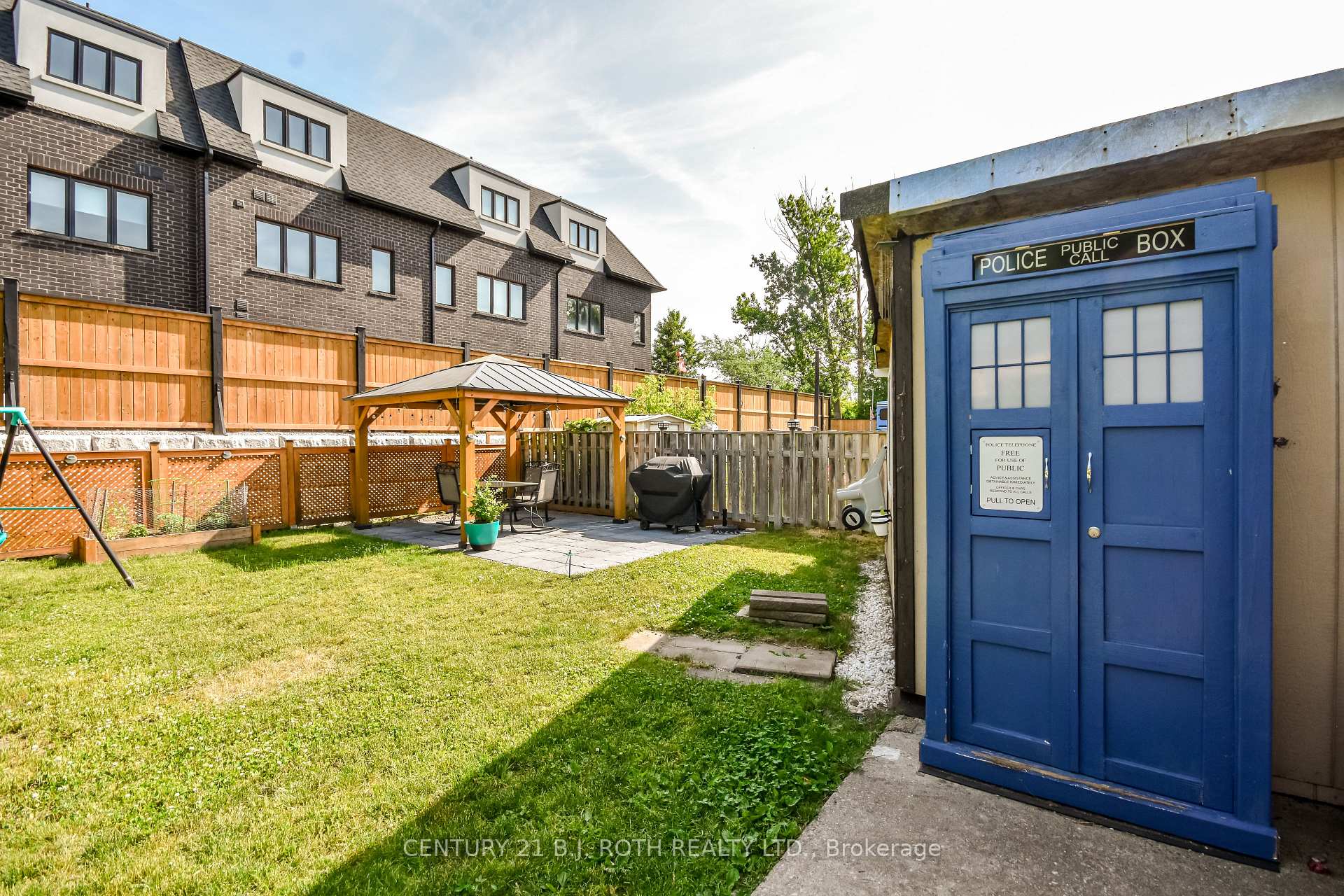 Photo 23 of 135 Cumberland Street, Barrie, Allandale — HOMEH