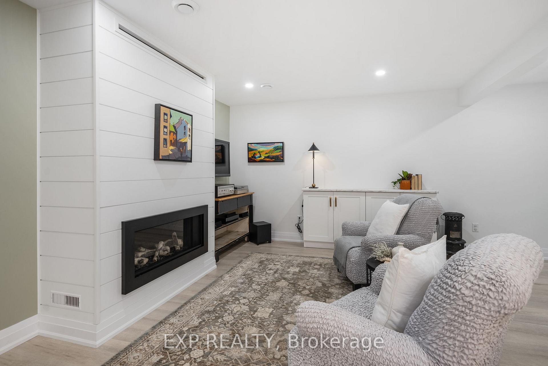 Photo 21 of 46 Nautical Lane, Brighton — HOMEH