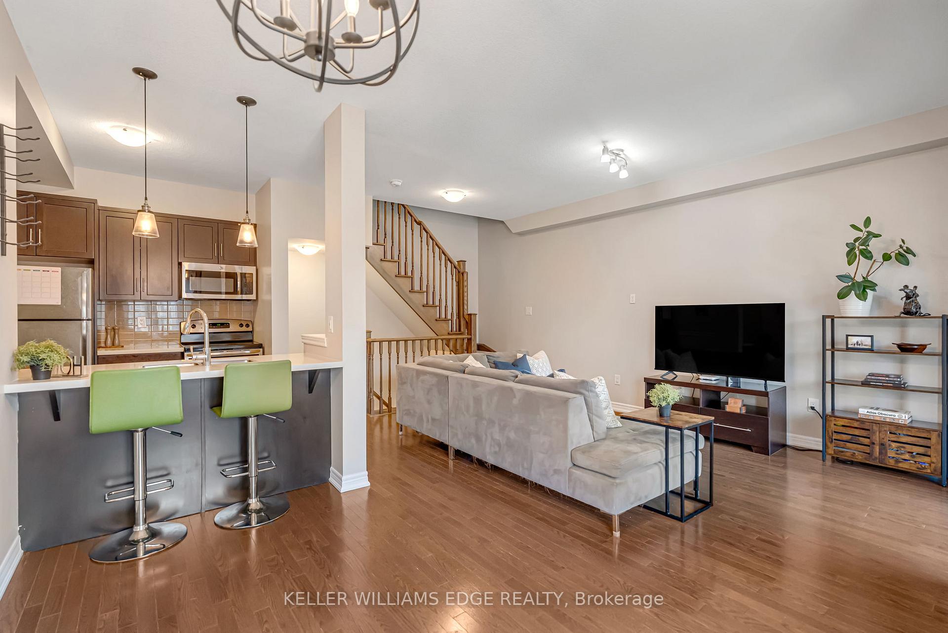 Photo 6 of Unit 27, 215 Dundas Street E, Hamilton, Waterdown — HOMEH