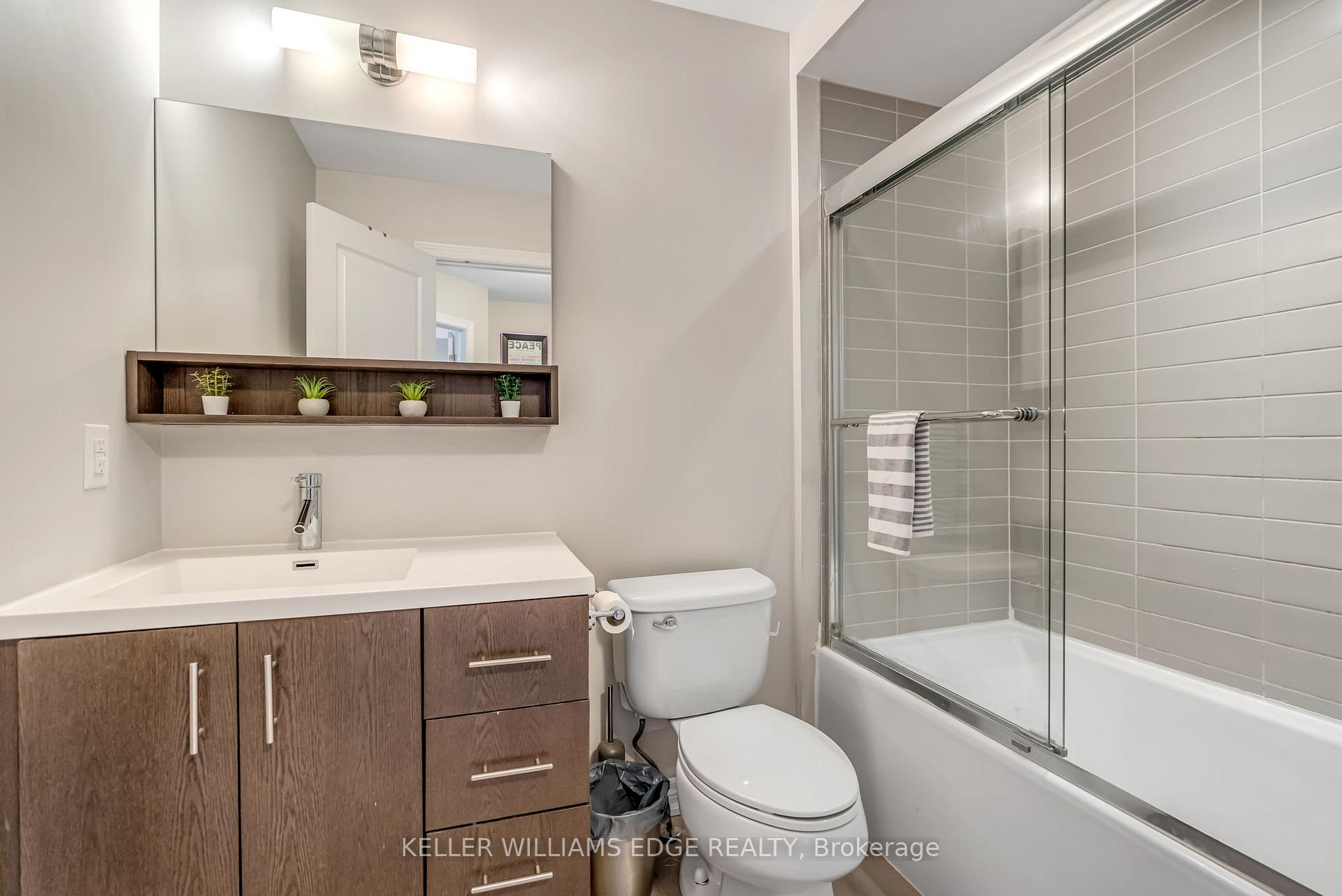 Photo 13 of Unit 27, 215 Dundas Street E, Hamilton, Waterdown — HOMEH
