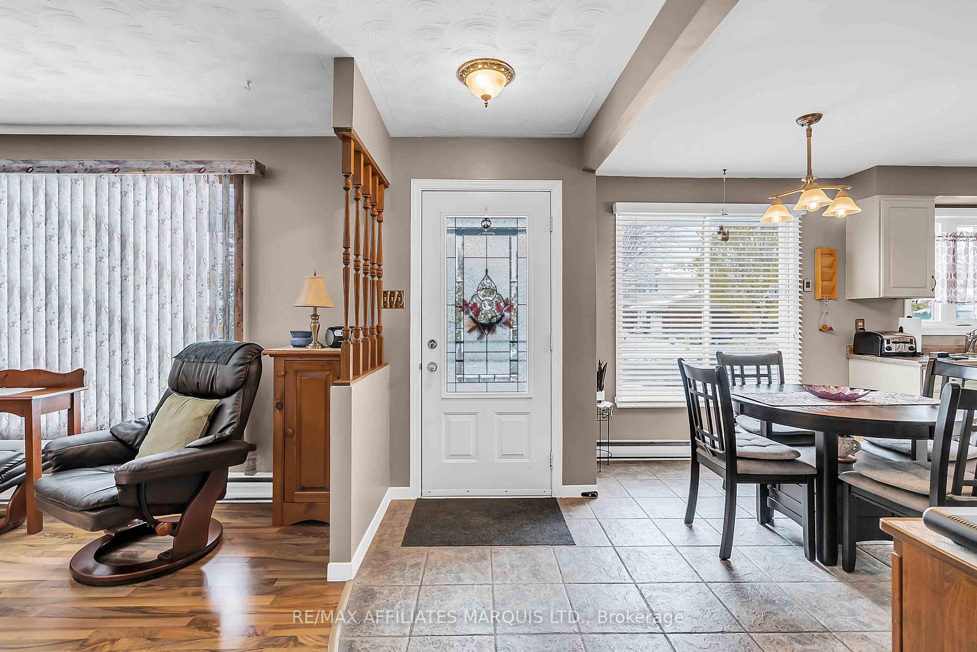 Photo 4 of 50 Valecrest Drive, Cornwall — HOMEH