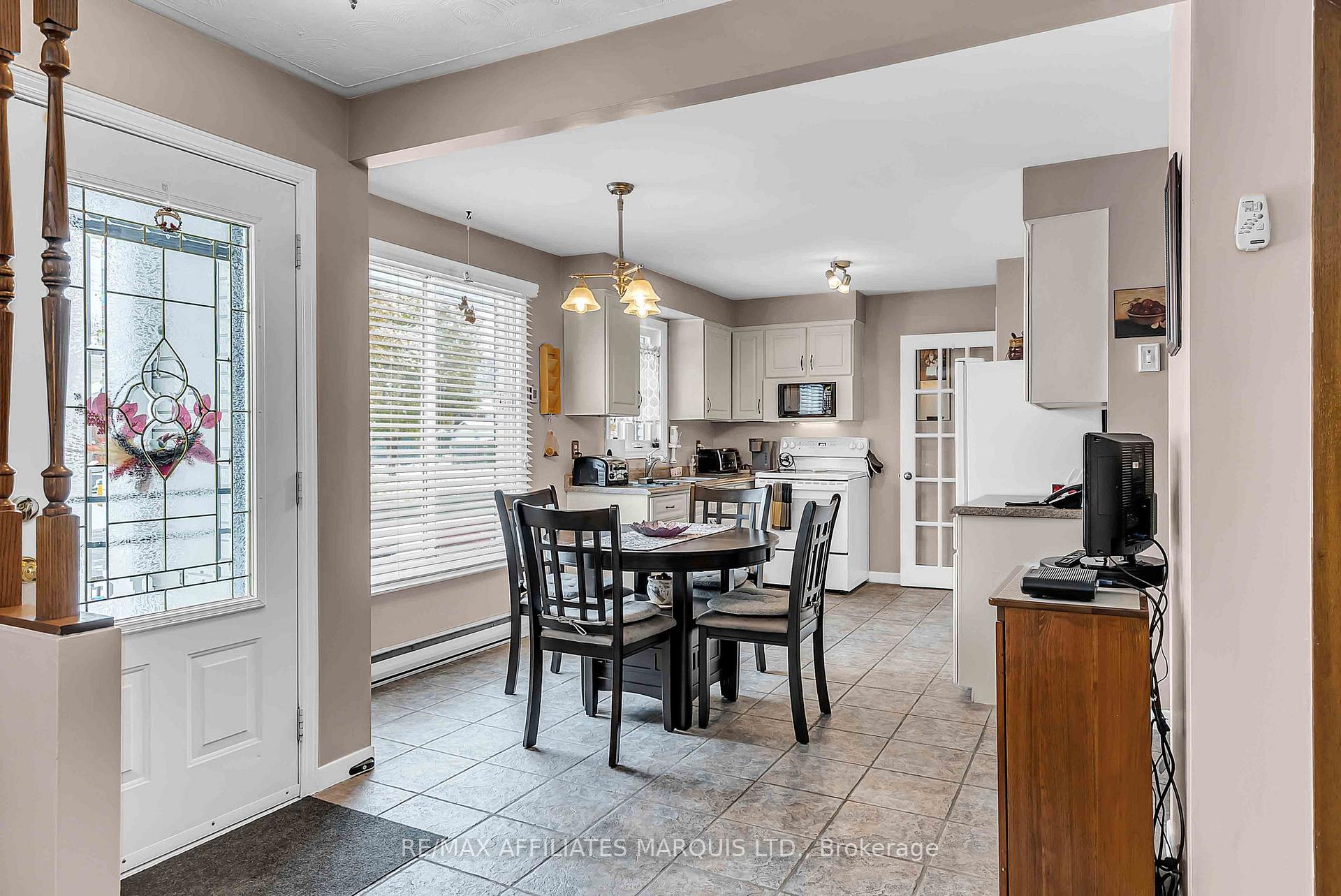 Photo 8 of 50 Valecrest Drive, Cornwall — HOMEH