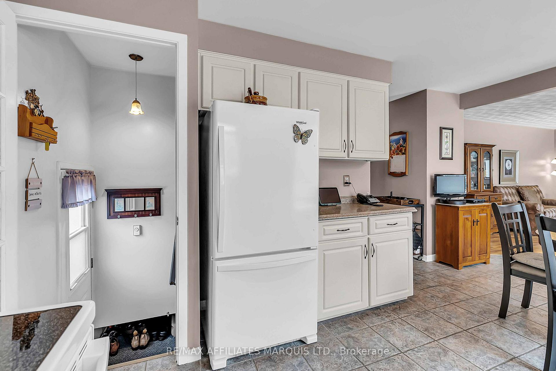 Photo 13 of 50 Valecrest Drive, Cornwall — HOMEH