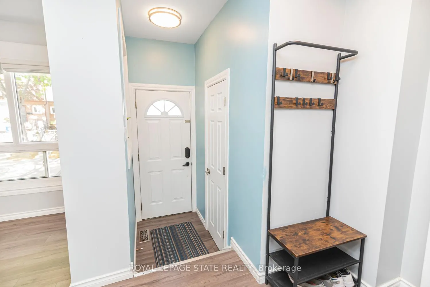 Photo 4 of Unit 12, 1301 Upper Gage Street, Hamilton, Quinndale — HOMEH