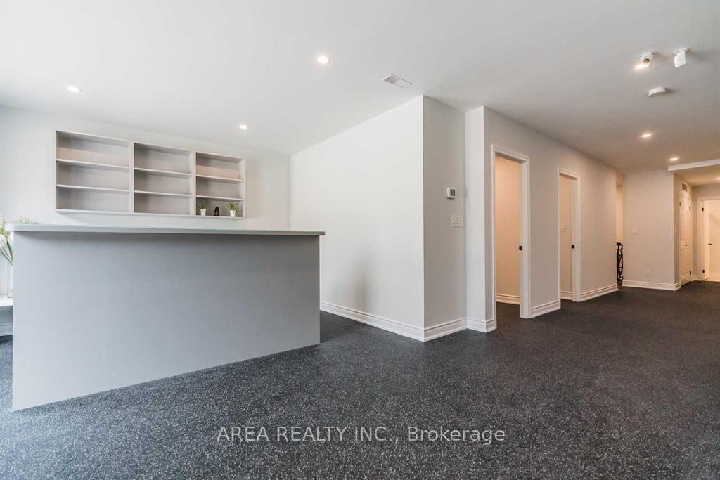 Photo 3 of Unit 5, 388 Queen Street E, Toronto, Regent Park — HOMEH