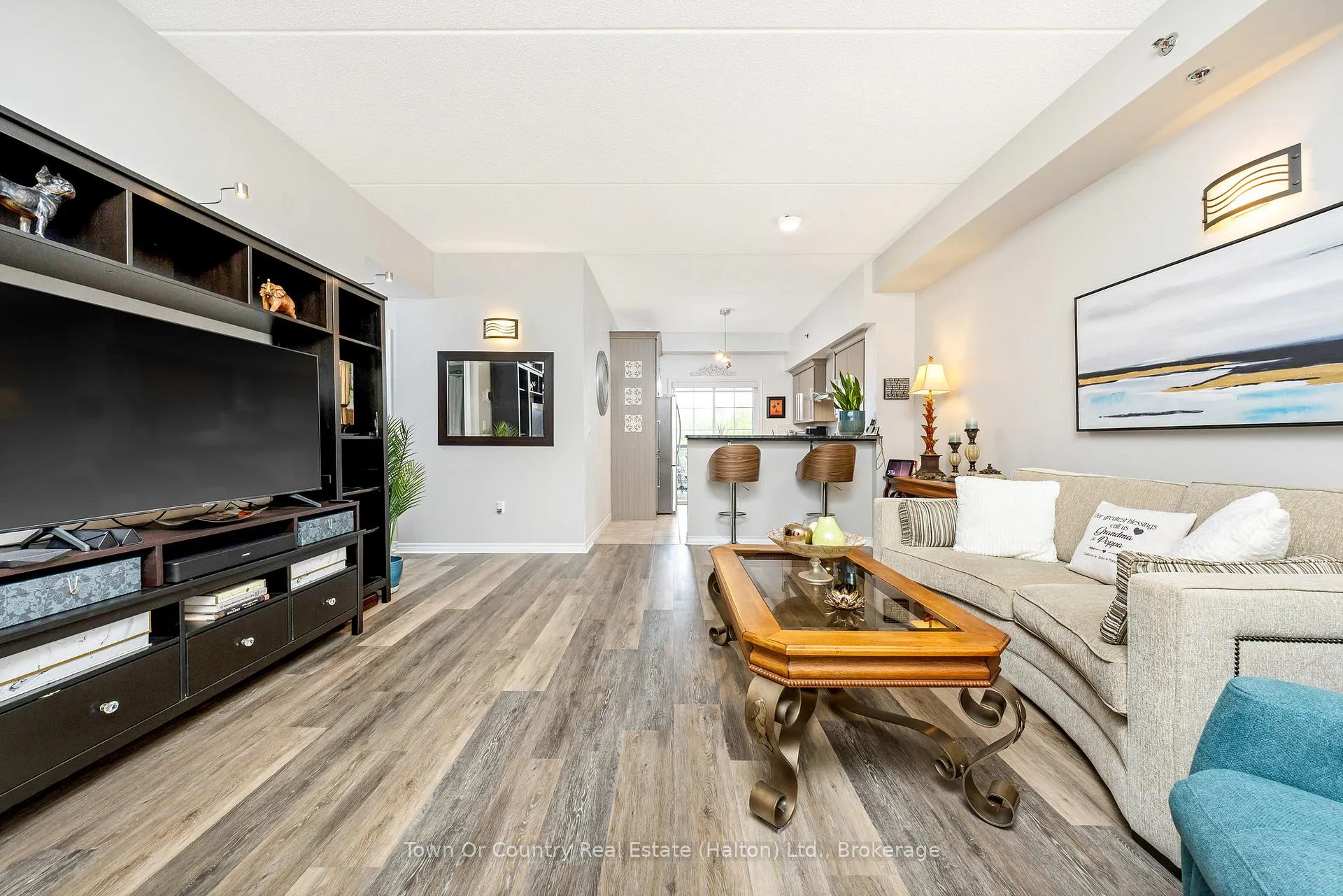 Photo 7 of Unit 311, 308 Watson Parkway N, Guelph, Grange Road — HOMEH