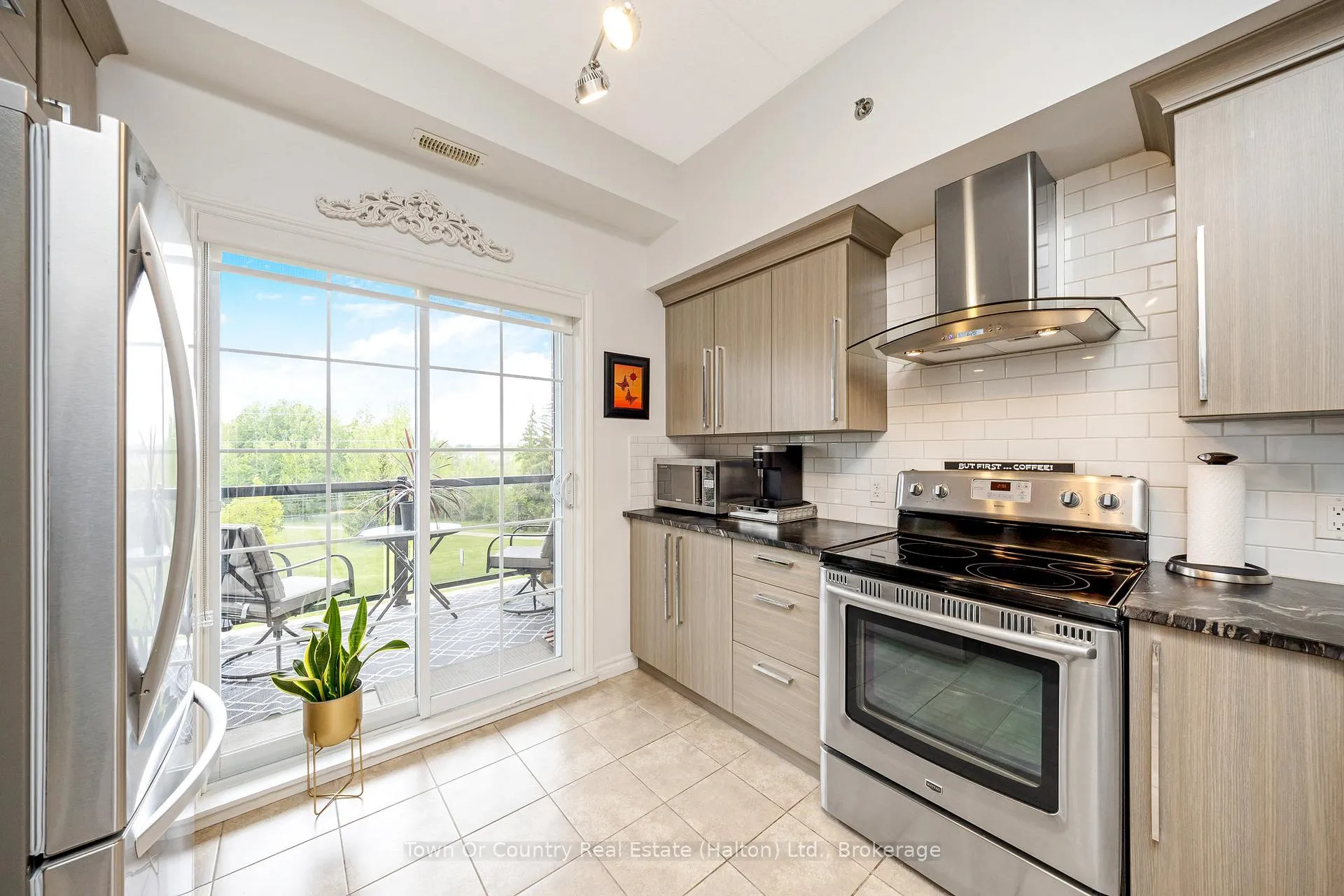 Photo 10 of Unit 311, 308 Watson Parkway N, Guelph, Grange Road — HOMEH