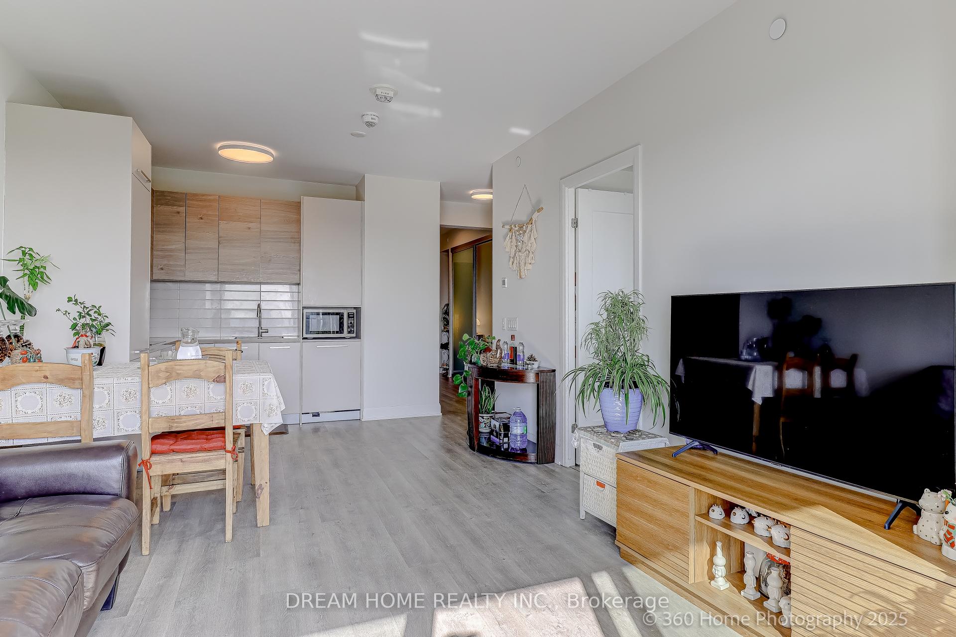 Photo 18 of Unit 1711, 12 Gandhi Lane, Markham, Commerce Valley — HOMEH