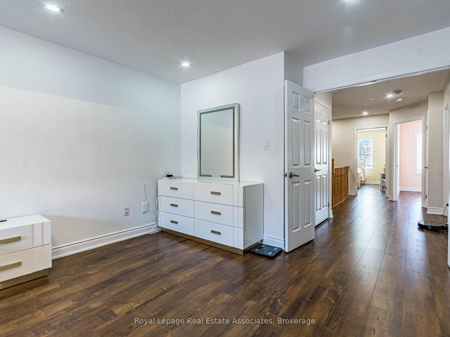 Photo 19 of Unit 119, 110 Highland Road E, Kitchener, Victoria Park — HOMEH