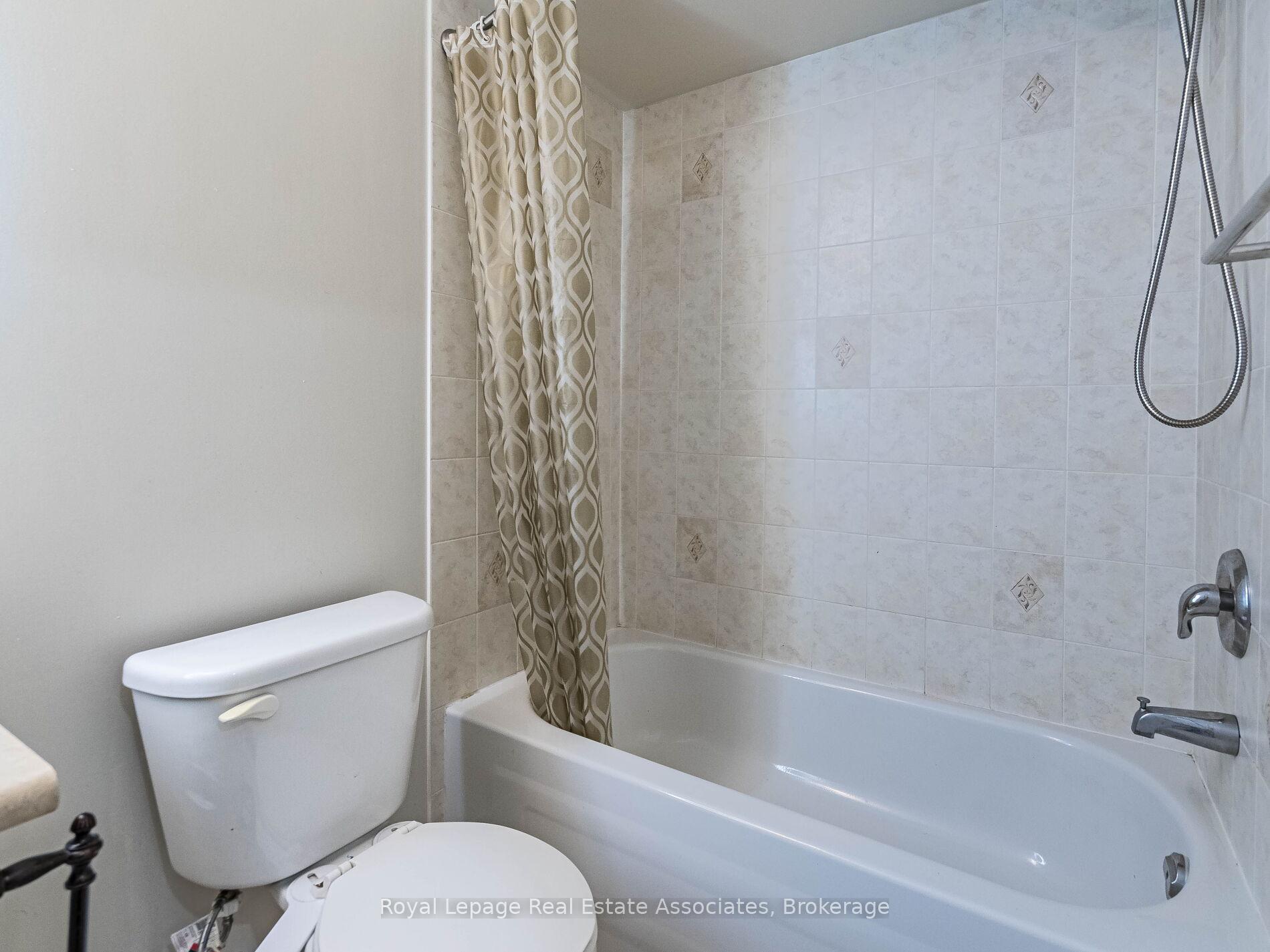 Photo 32 of Unit 119, 110 Highland Road E, Kitchener, Victoria Park — HOMEH