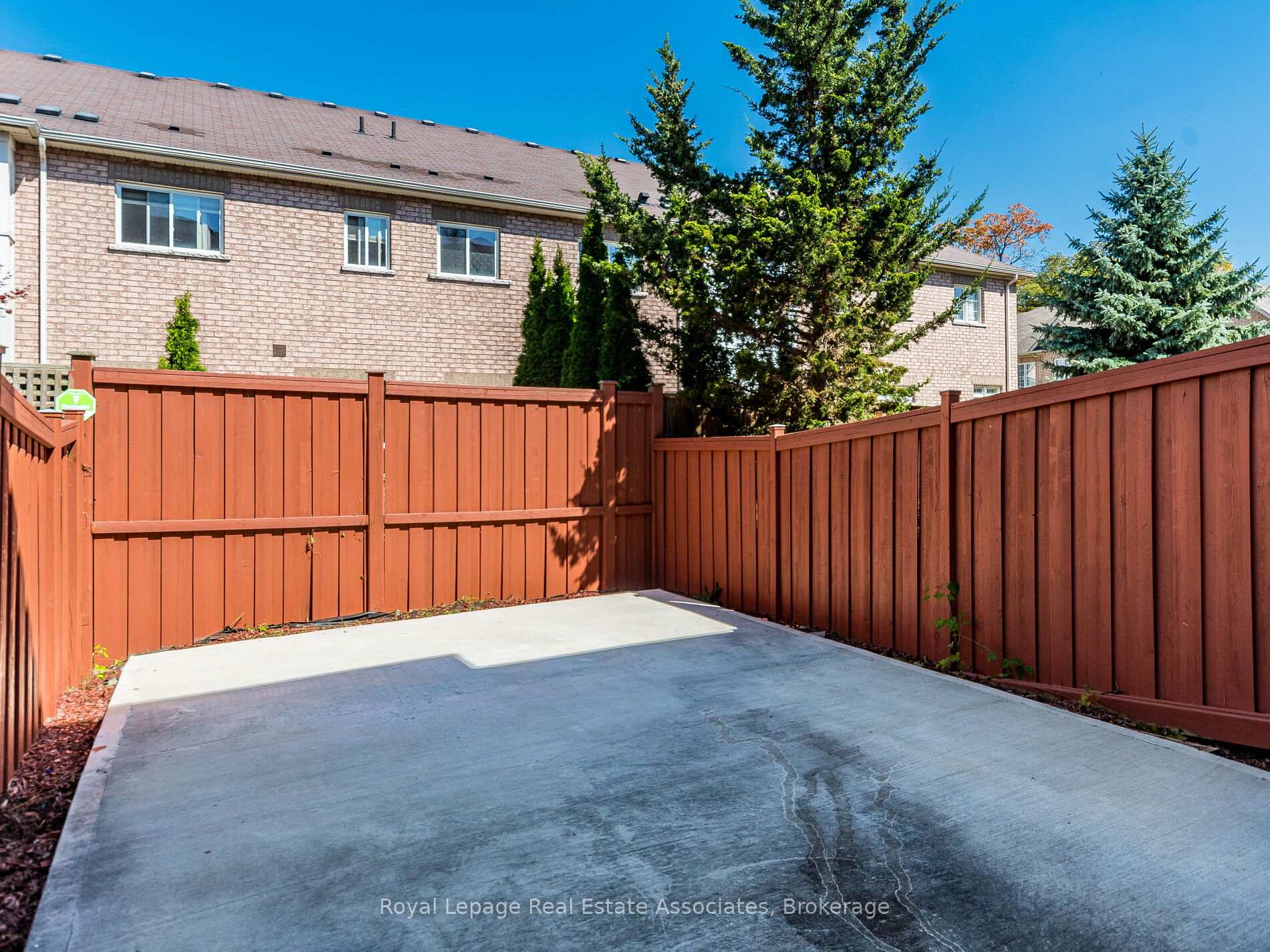 Photo 47 of Unit 119, 110 Highland Road E, Kitchener, Victoria Park — HOMEH