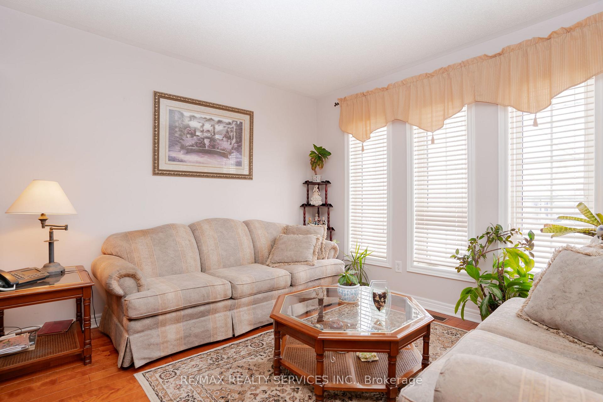 Photo 27 of 195 Van Scott Drive, Brampton, Northwest Sandalwood Parkway — HOMEH