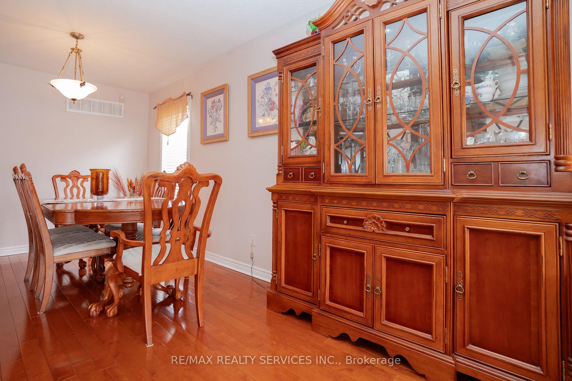 Photo 14 of 195 Van Scott Drive, Brampton, Northwest Sandalwood Parkway — HOMEH