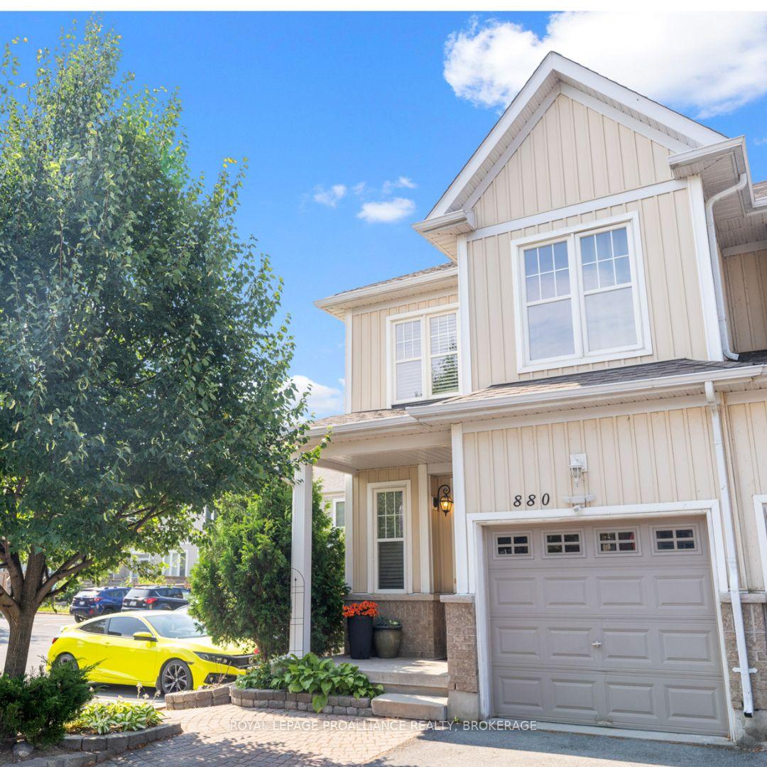 Photo 1 of 880 Ascot Lane, Kingston, Rideau — HOMEH