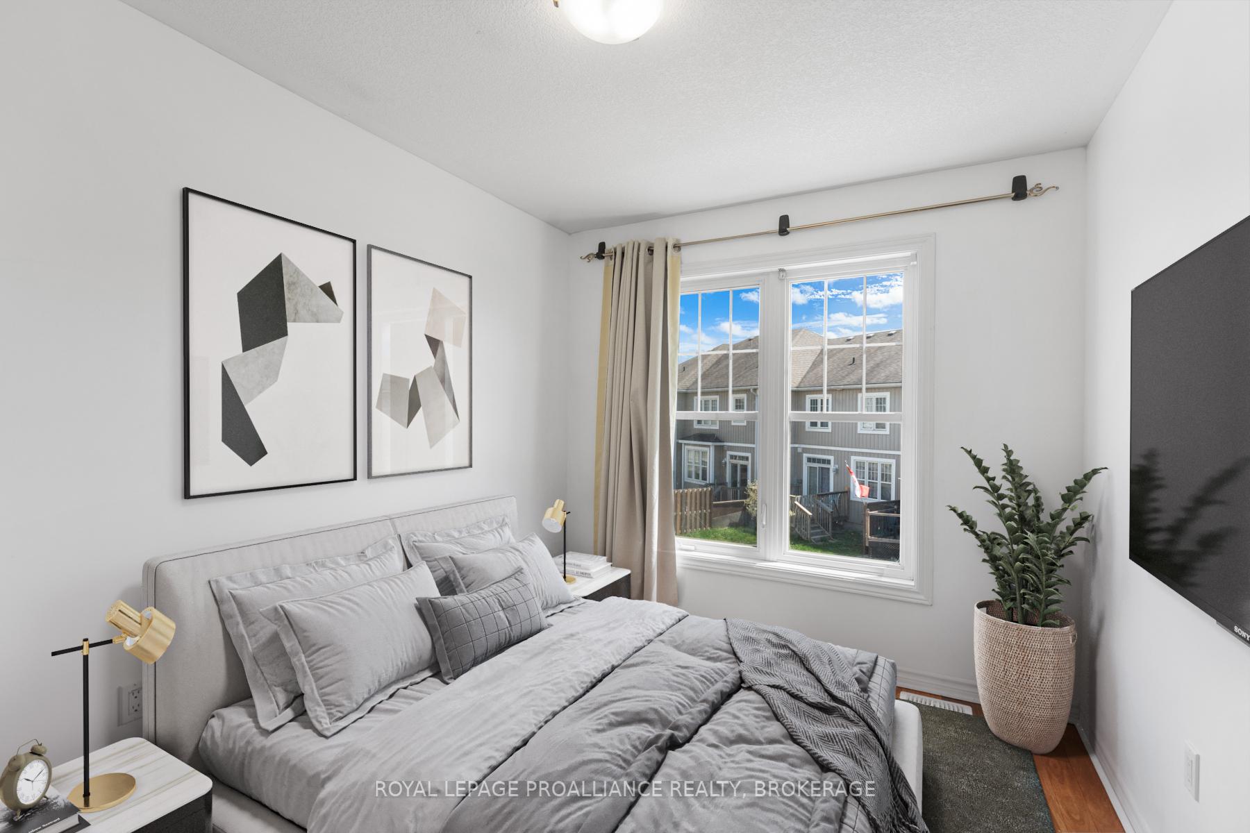 Photo 27 of 880 Ascot Lane, Kingston, Rideau — HOMEH