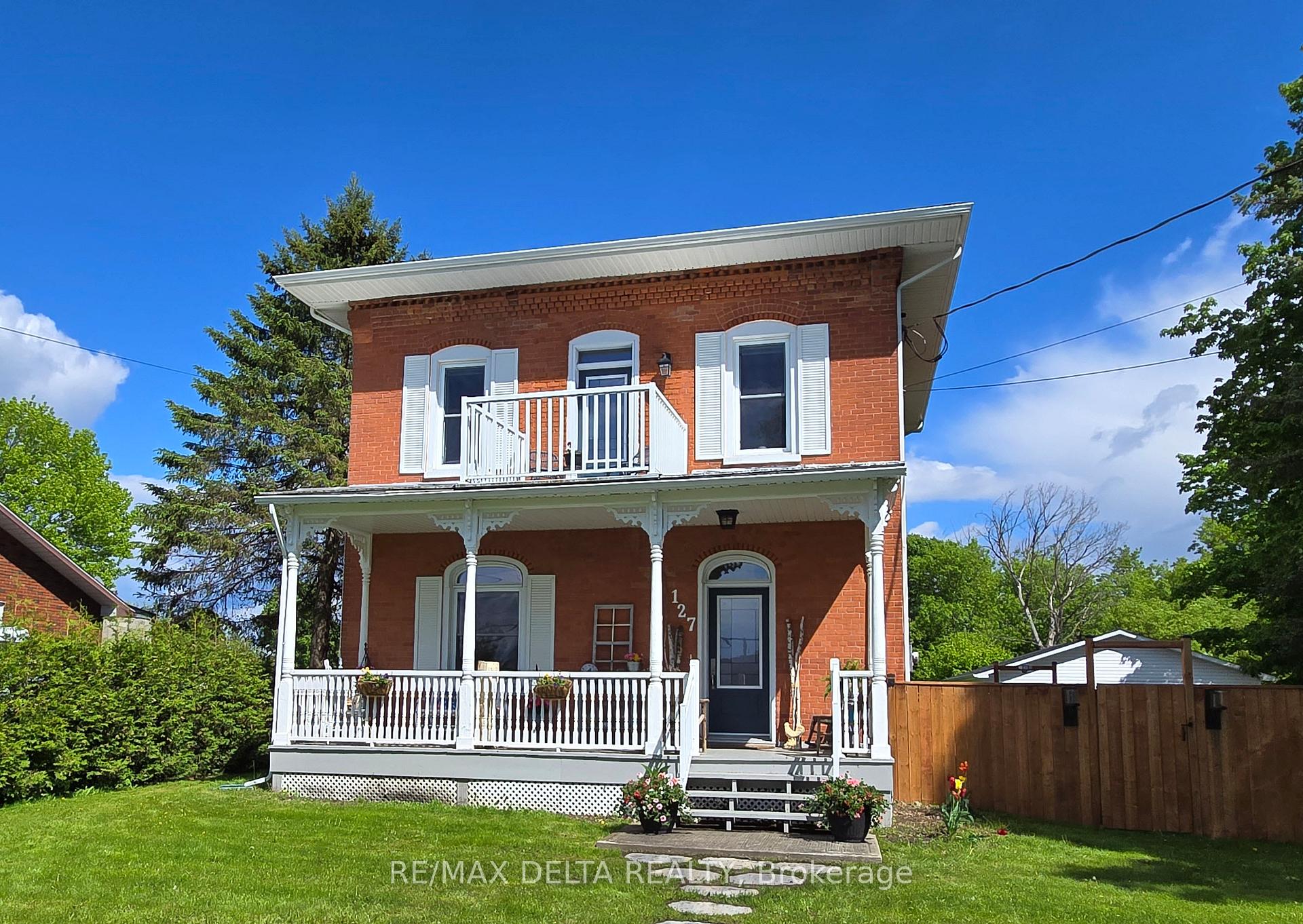 Photo 3 of 127 High Street, Champlain, Vankleek Hill — HOMEH