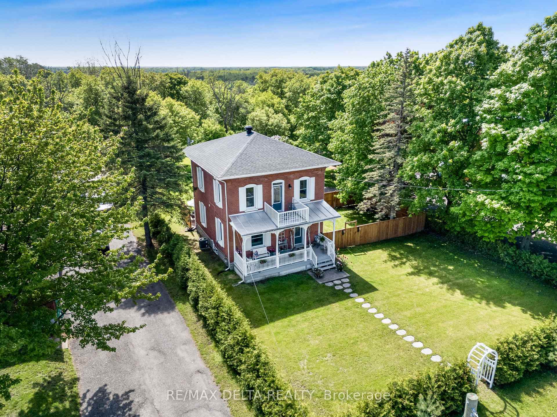 Photo 7 of 127 High Street, Champlain, Vankleek Hill — HOMEH