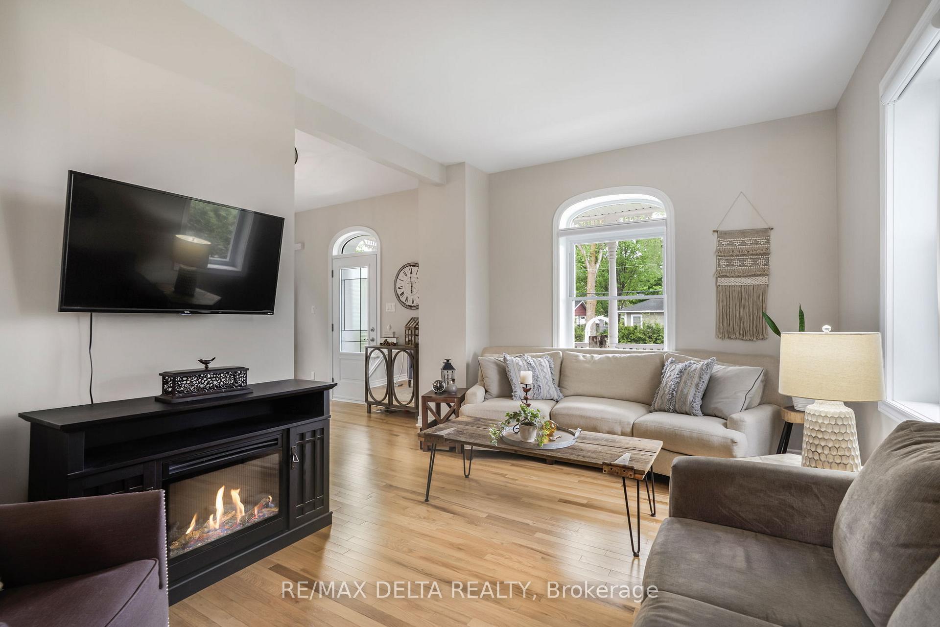Photo 15 of 127 High Street, Champlain, Vankleek Hill — HOMEH