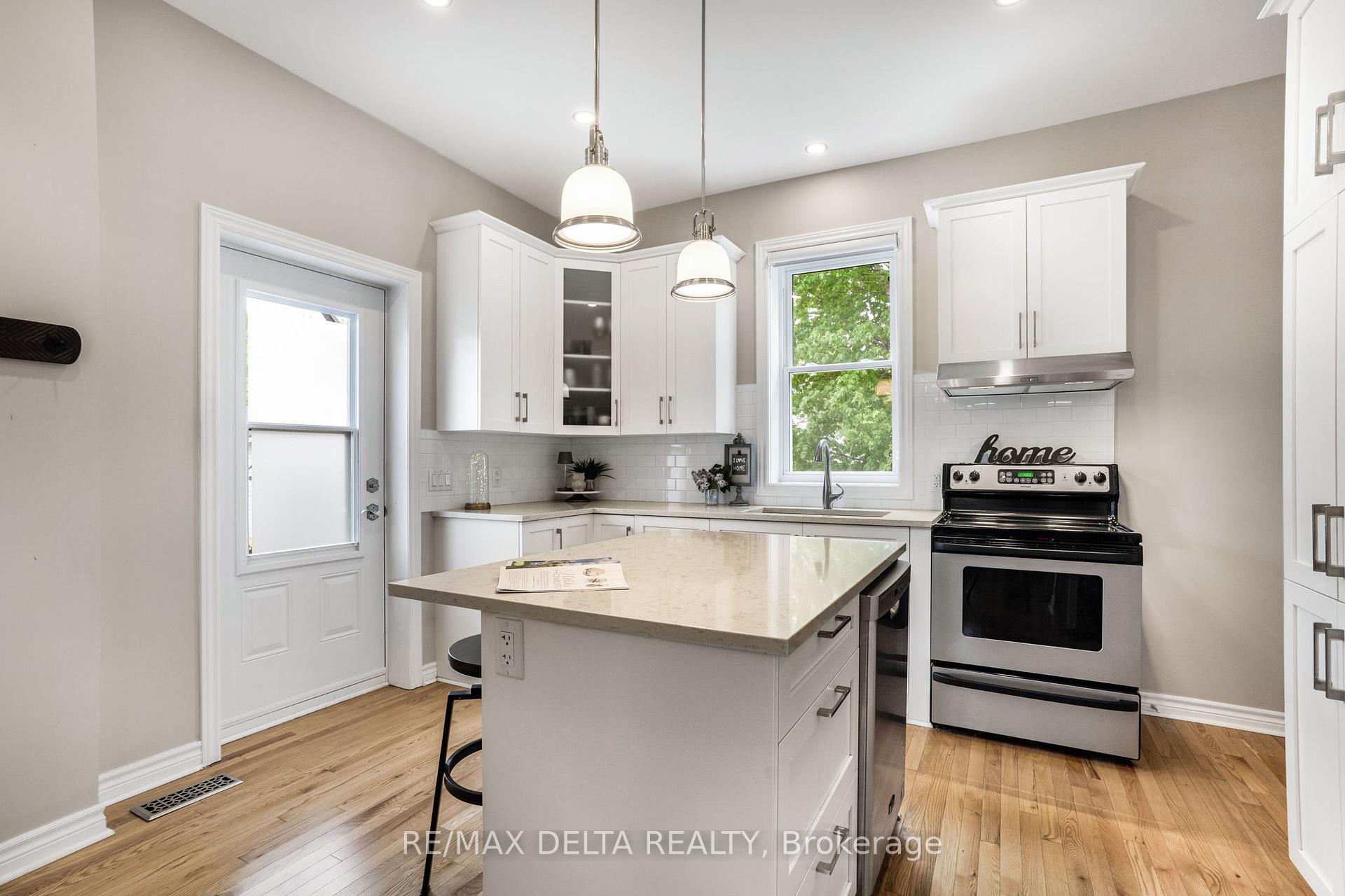 Photo 23 of 127 High Street, Champlain, Vankleek Hill — HOMEH