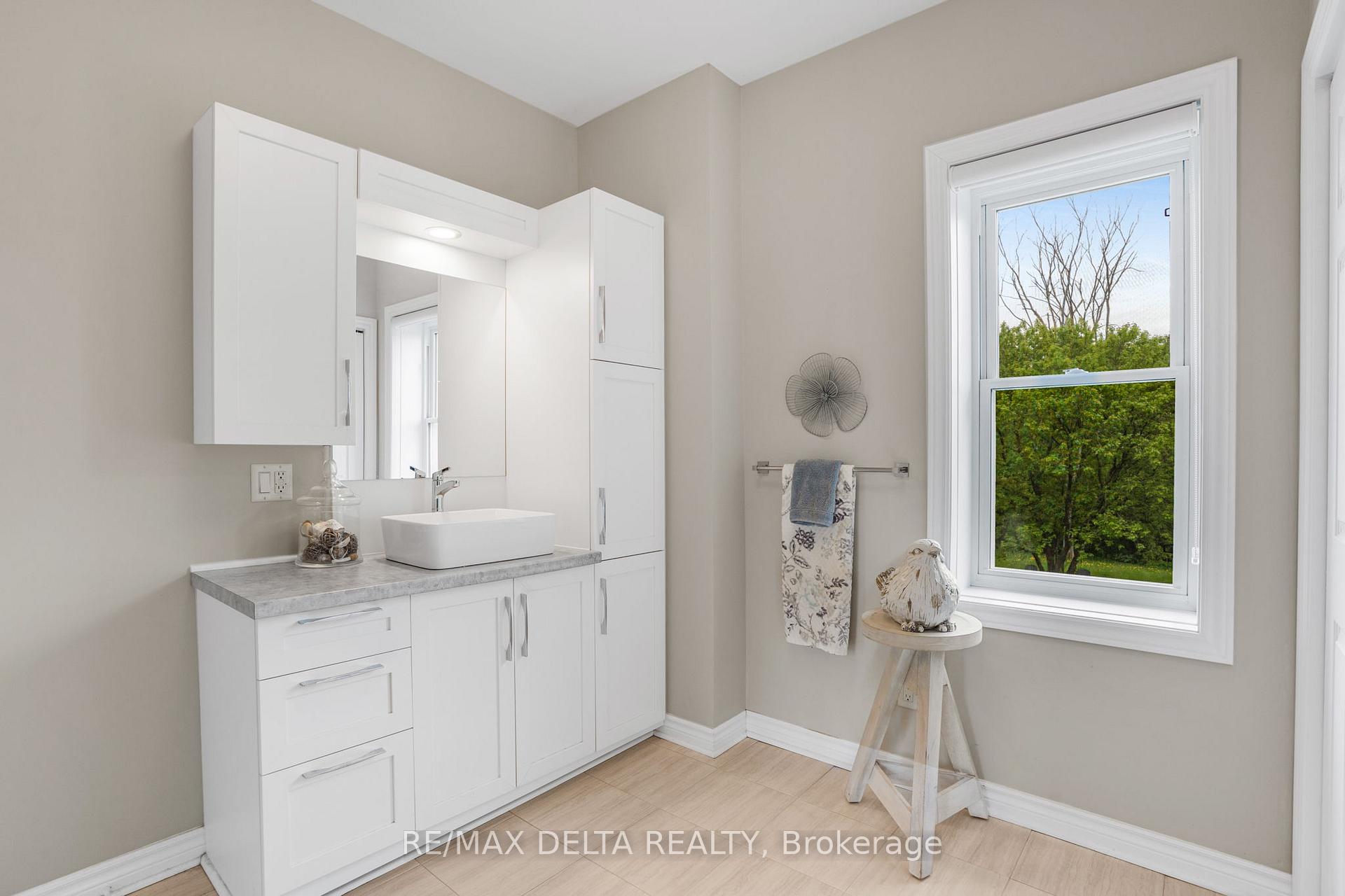 Photo 31 of 127 High Street, Champlain, Vankleek Hill — HOMEH