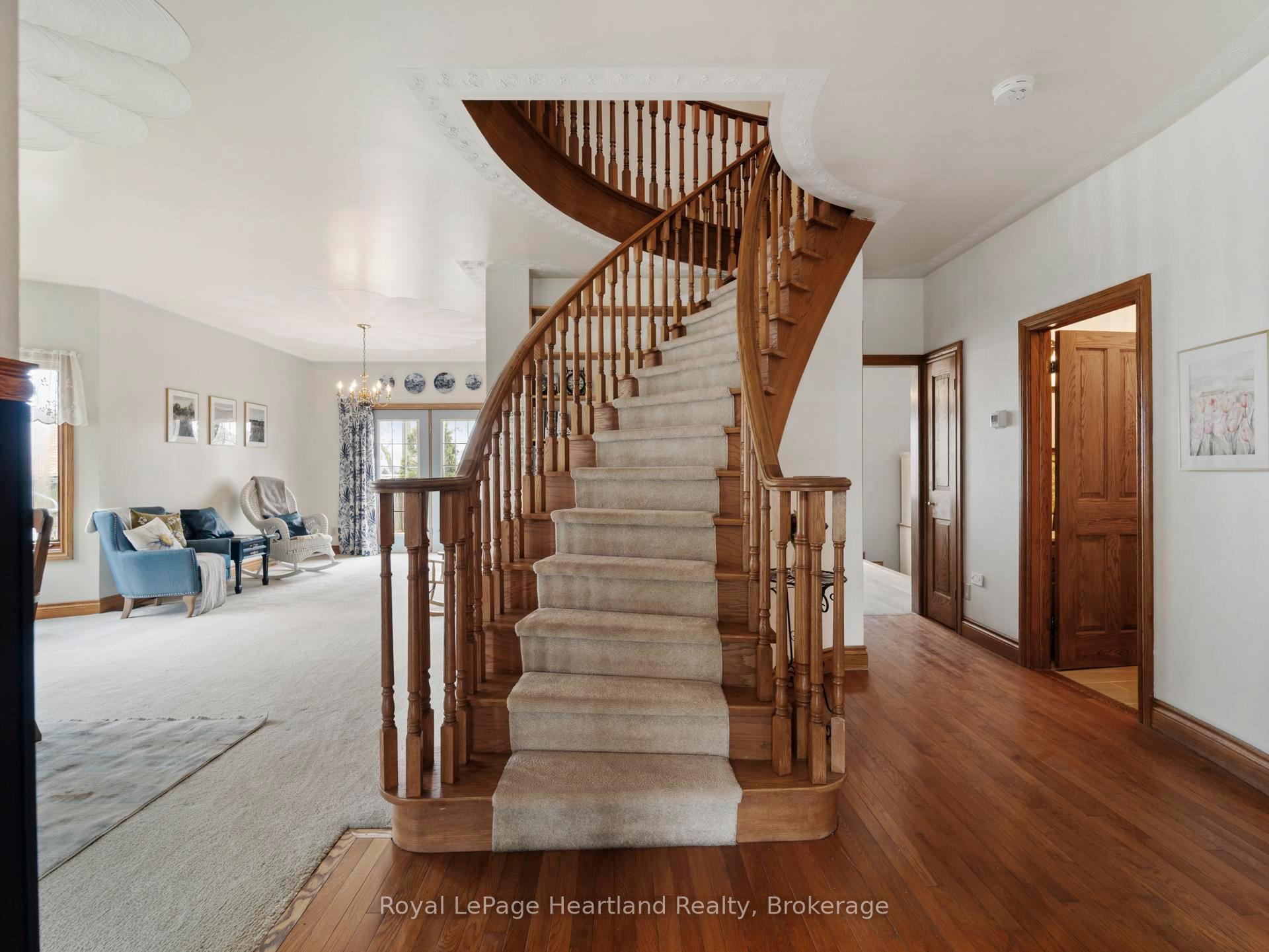 Photo 6 of 303 Albert Street, Central Huron, Clinton — HOMEH