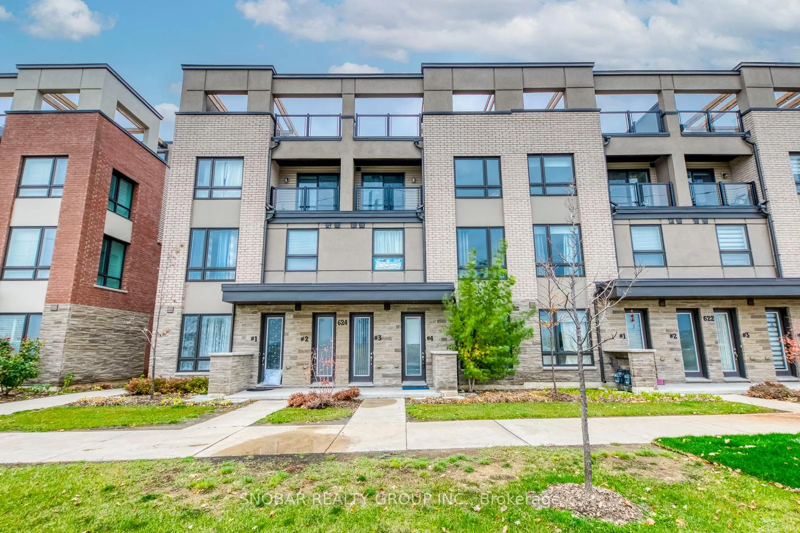 Front of Unit 4, 624 Rexdale Boulevard