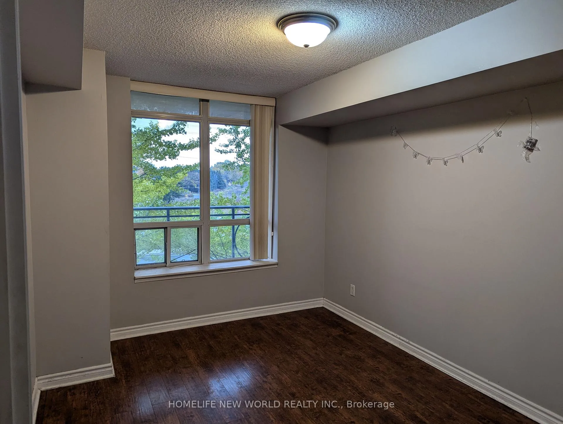 Photo 18 of Unit 301, 130 Pond Drive, Markham, Commerce Valley — HOMEH