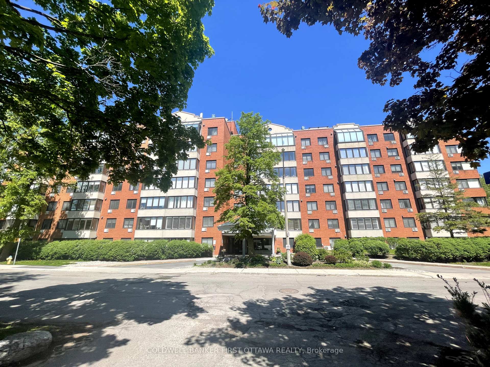 Front of Unit 111, 225 Alvin Road