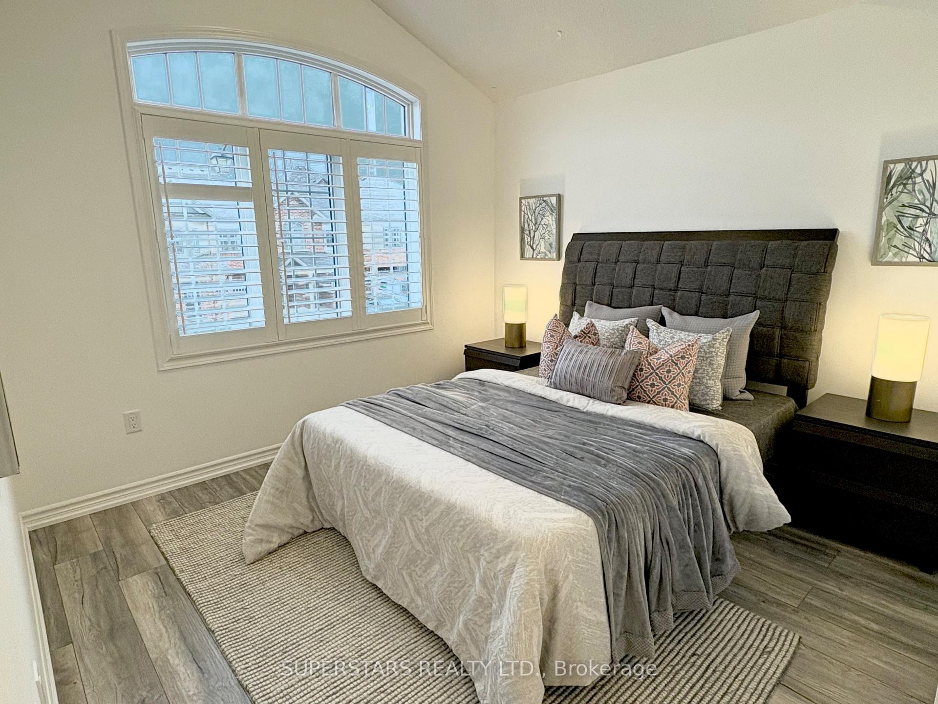 Photo 22 of 109 Hutt Crescent, Aurora, Rural Aurora — HOMEH