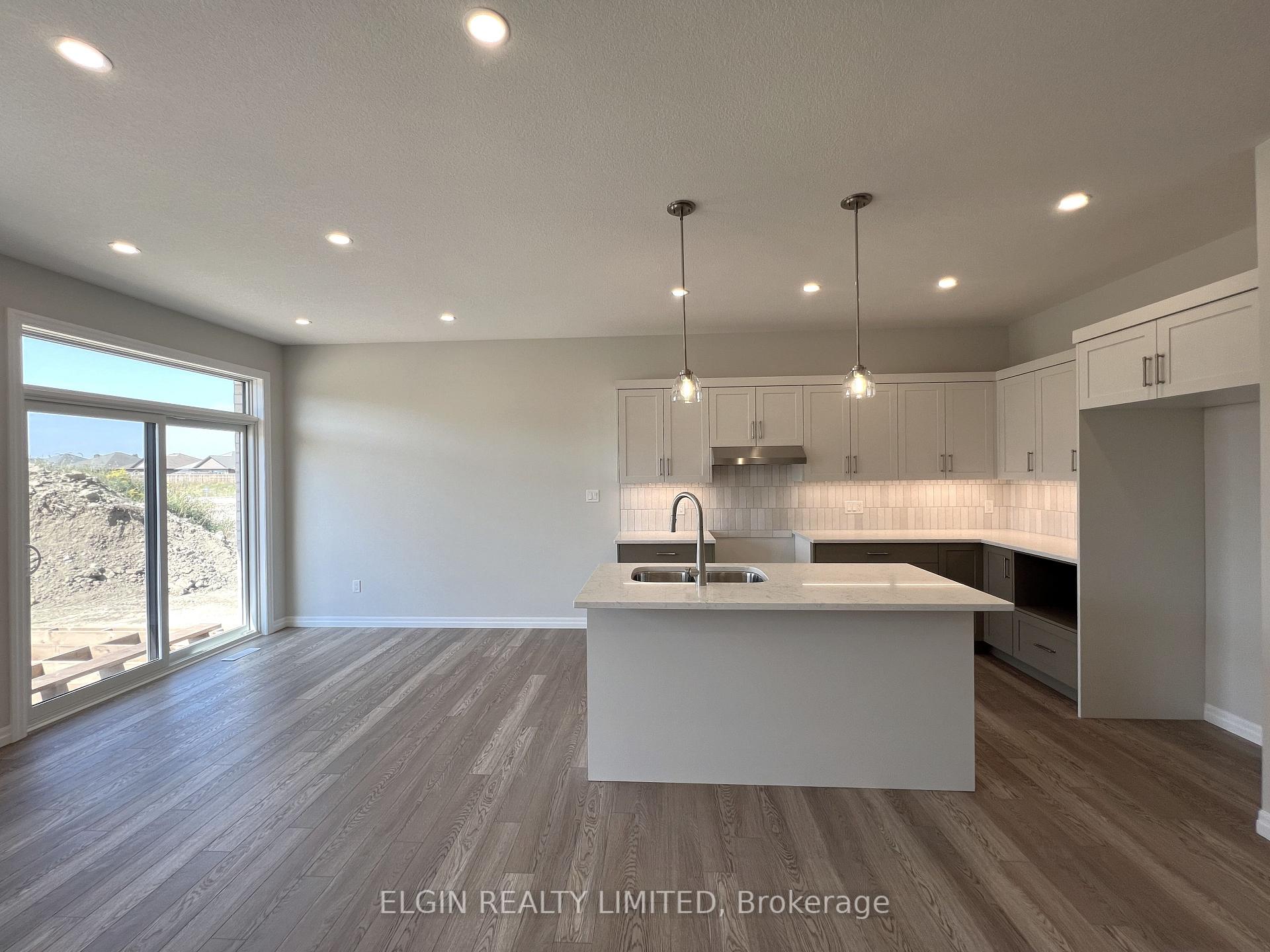Photo 10 of 1 Columbus Court, Central Elgin, Rural Central Elgin — HOMEH