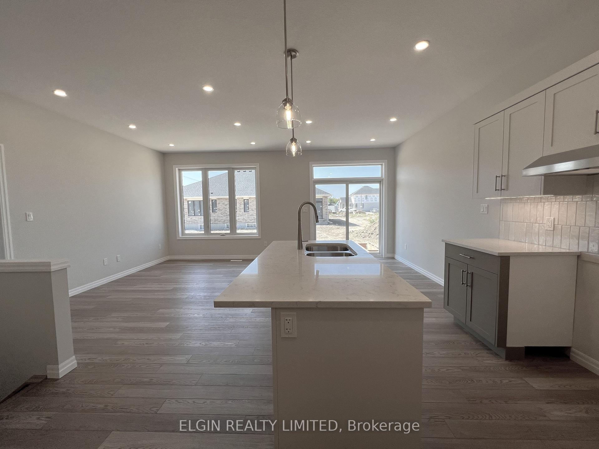 Photo 15 of 1 Columbus Court, Central Elgin, Rural Central Elgin — HOMEH