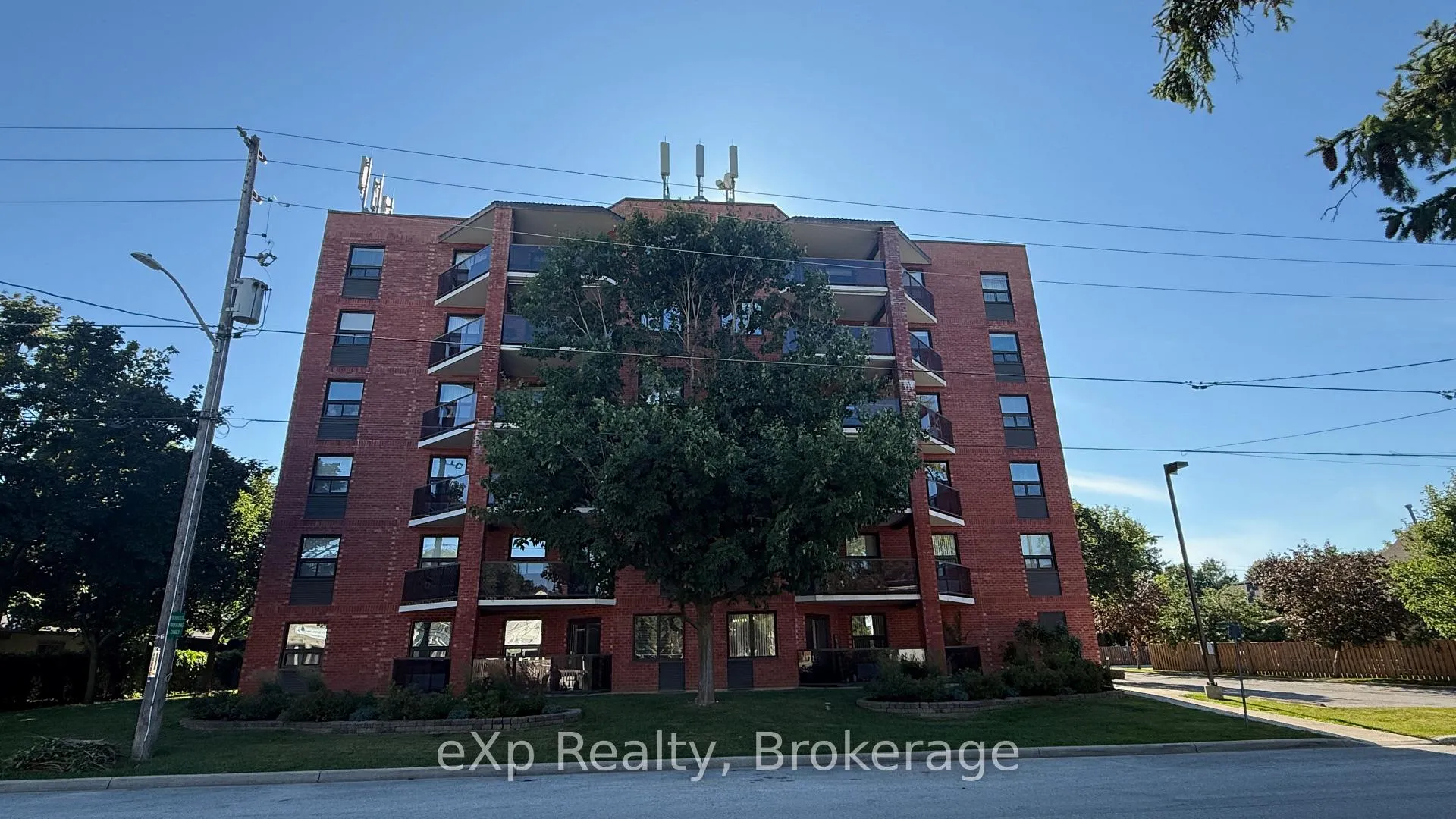 Photo 2 of Unit 105, 536 11th Avenue E, Hanover — HOMEH