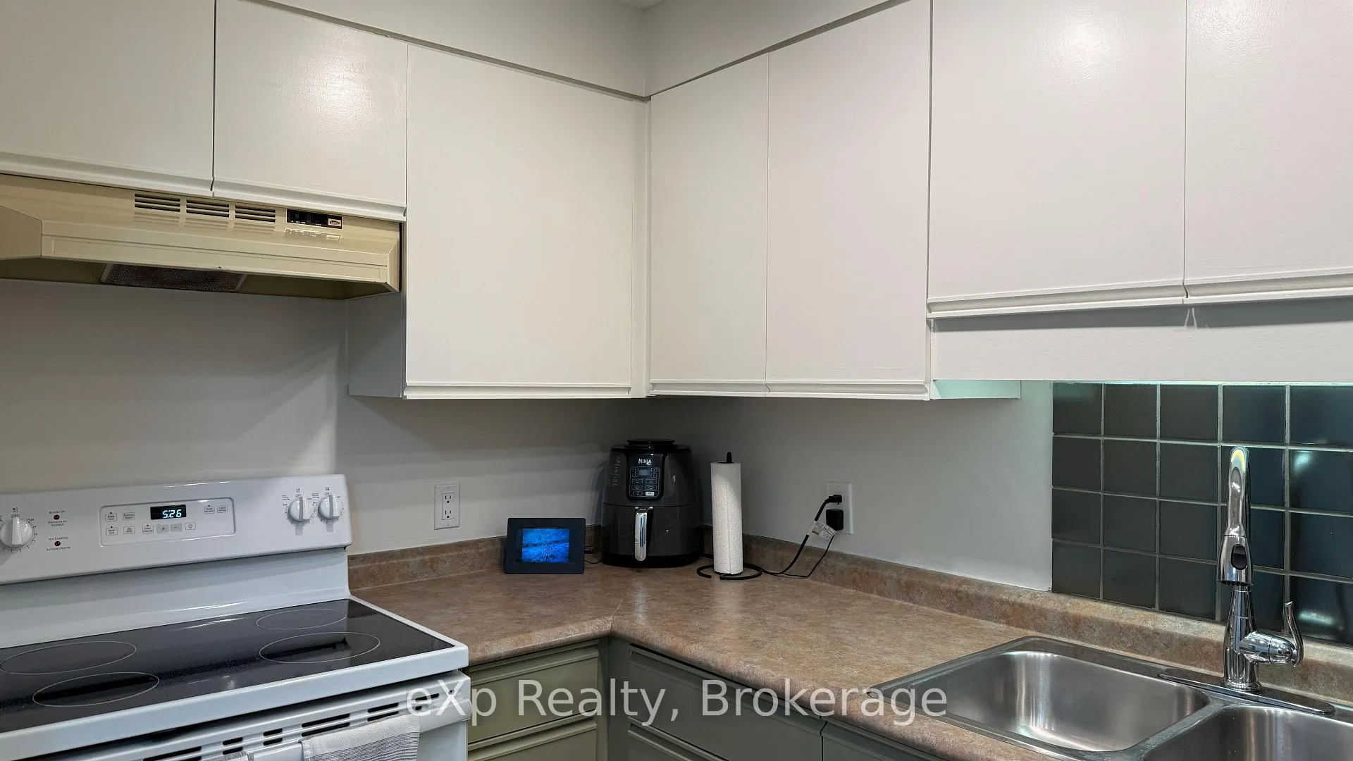 Photo 7 of Unit 105, 536 11th Avenue E, Hanover — HOMEH